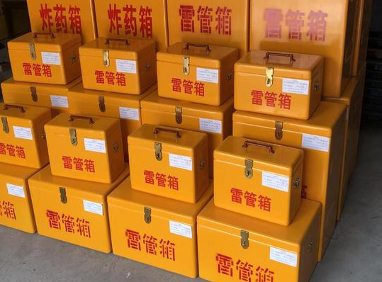 宁海玻璃钢雷管箱的使用寿命一般是多少？