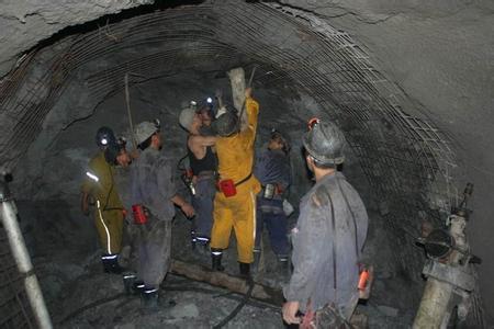 宁海工程爆破中的危险因素分析以及应对工程爆破危险的措施